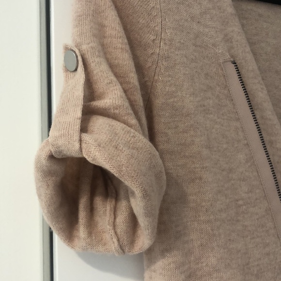 NEW NEVER USED BCBGMAXAZRIA Knit zipper “Genie” dress in light heather creme - Picture 10 of 14